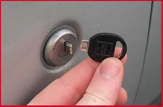 St Petersburg Galaxy Locksmith St Petersburg, FL 727-378-0211 - 1-broken-key